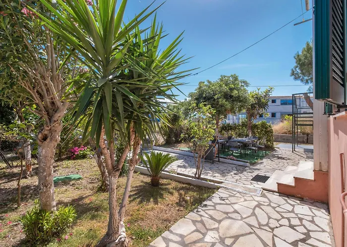 Giorgos House Ground Floor Semesterbostad